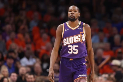 İki kez NBA şampiyonu "Phoenix"ten ayrılıyor