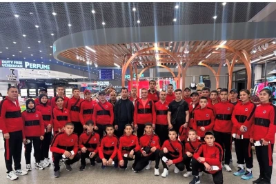 Özbek boksörler Bakü'de Azerbaycan milli takımı ile birlikte antrenman yapacak