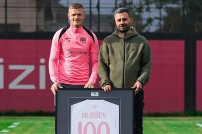 "Sabah" futbolcusu 100. maçına çıktı - Fotoğraflar