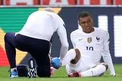 Mbappe antrenmanlara katılmıyor
