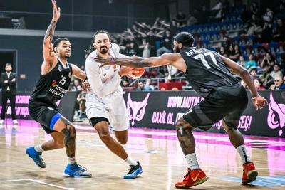 Azerbaycan Basketbol Ligi final serisinin üçüncü maçı yapıldı