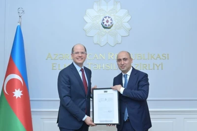 Emin Amrullayev, Uluslararası Basketbol Federasyonu Genel Sekreteri ile görüştü