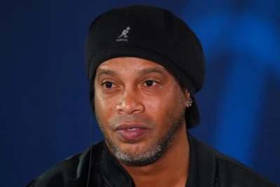 Ronaldinho, onunla aynı takımda oynayamadığı için pişman