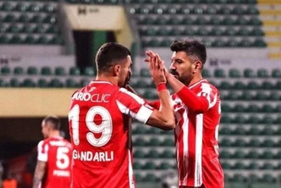 Vüsal'ın takımı önemli bir zafer kazandı