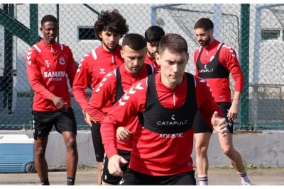 "Araz-Nahçıvan"ın iki futbolcusu sakatlıklarından sonra iyileşti ve antrenmanlara geri döndü