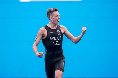 Olimpiyat madalyalı sporcu Tokyo'da bisiklet kazasında ağır yaralandı