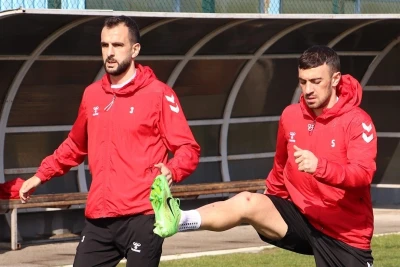 Hasanalizade ve Kuzmanovic "Karabağ" maçına hazırlanıyor