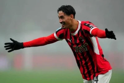 "Milan"lı futbolcu İngiliz kulübüne transfer olabilir