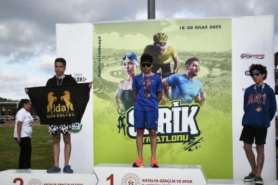 Triatloncularımız Türkiye Kupası'nda Başarı Elde EttiĞRAF