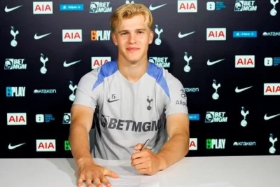 Tottenham'da yeni sözleşme