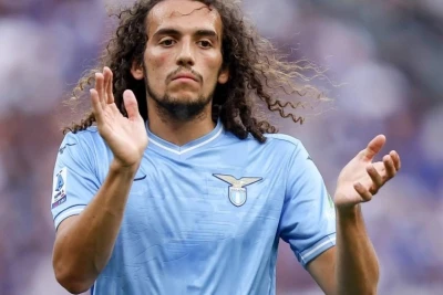 Fransız futbolcu Premier Lig'e transfer olabilir mi?