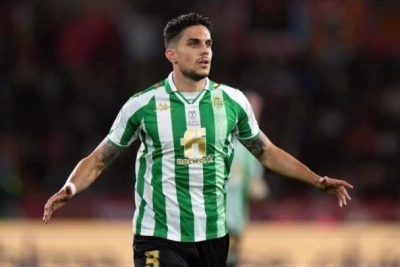 Mark Bartra'nın sözleşmesi yenilendi