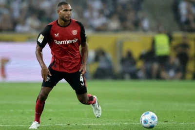 Bundesliga şampiyonu takımdan ayrılacağını açıkladı