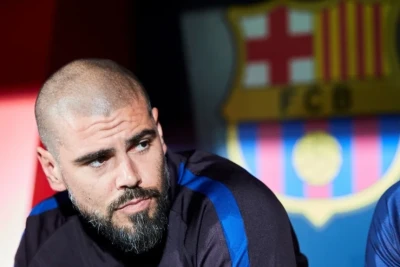 Victor Valdes futbola geri döndü