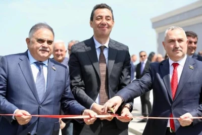 "Turan Tovuz" Antrenman Tesisindeki Yeni Sahaların Açılışından Fotoğraflar